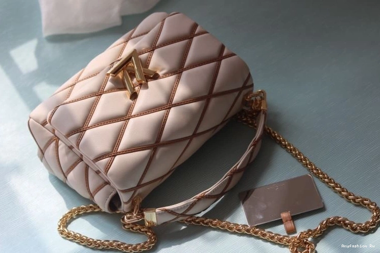 Versatile Satchel Bags Vuitton 80146 Louis 0804